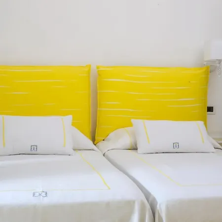 فندق ريليه ماريسكا لاكشري سمول 4*