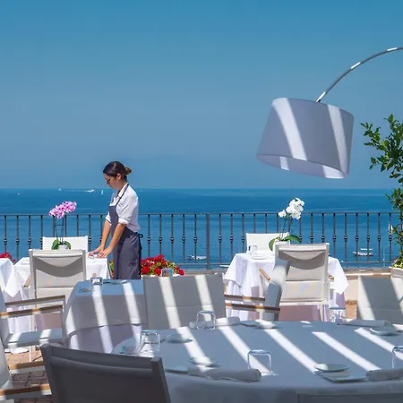 Hotel Relais Maresca Luxury Small & Terrace Restaurant