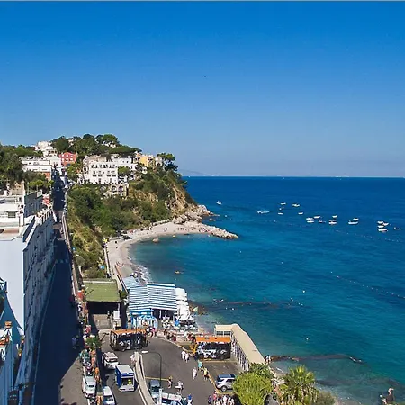 Hotel Relais Maresca Luxury Small & Terrace Restaurant 4*