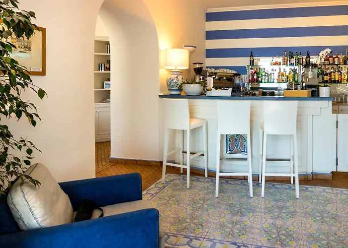 Relais Maresca Luxury Small & Terrace Restaurant 酒店 4*