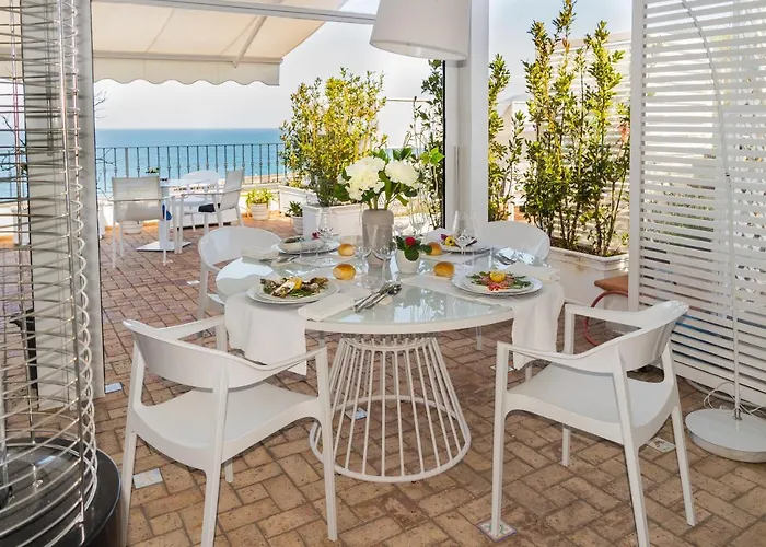 酒店 Relais Maresca Luxury Small & Terrace Restaurant