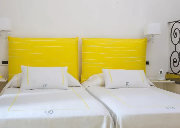 Отель Relais Maresca Luxury Small & Terrace Restaurant 4*