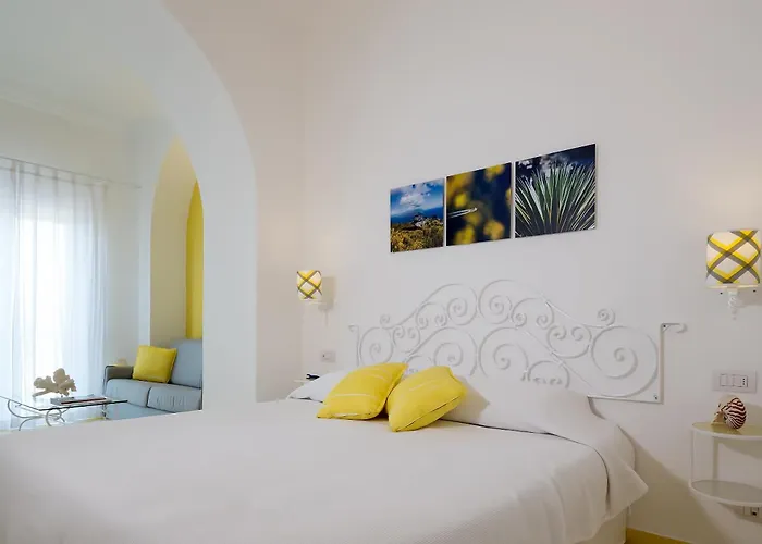 Relais Maresca Luxury Small & Terrace Restaurant 酒店