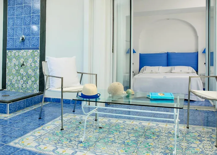 Relais Maresca Luxury Small & Terrace Restaurant 酒店