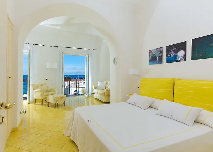 Relais Maresca Luxury Small & Terrace Restaurant Отель Капри