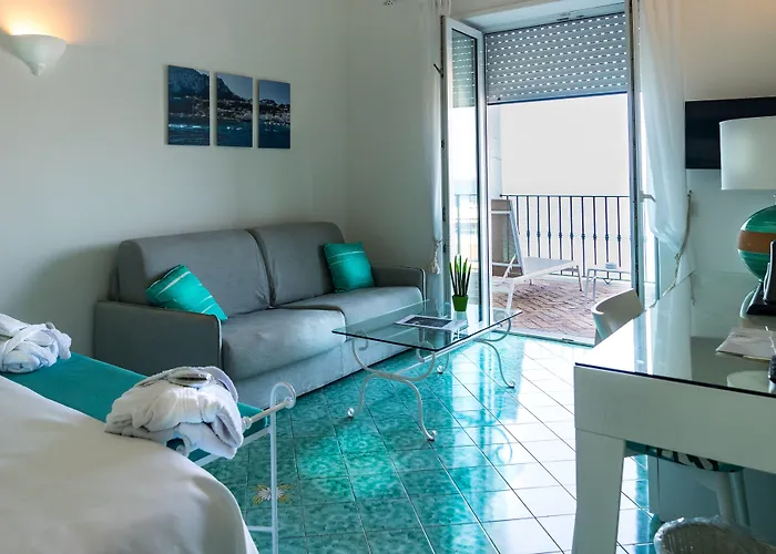 Relais Maresca Luxury Small & Terrace Restaurant 酒店 4*